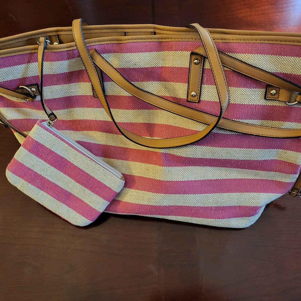 Apt. 9 Pink and Tan Tote Bags Set